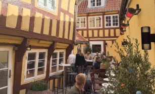Gårdhaven hos YOYO i Vestergade