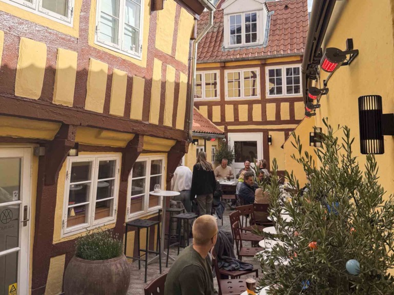 Gårdhaven hos YOYO i Vestergade