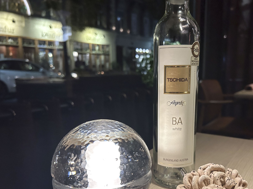 En botrytiseret version af druen welschriesling fra producenten Tschida, og man var gået lige durk til sauternes, havde man fået det blindt.