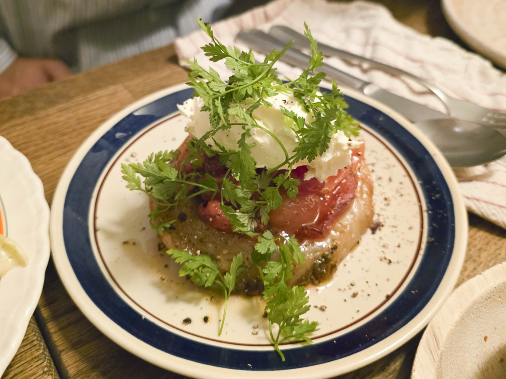 Tomattærte med sherry og crème double