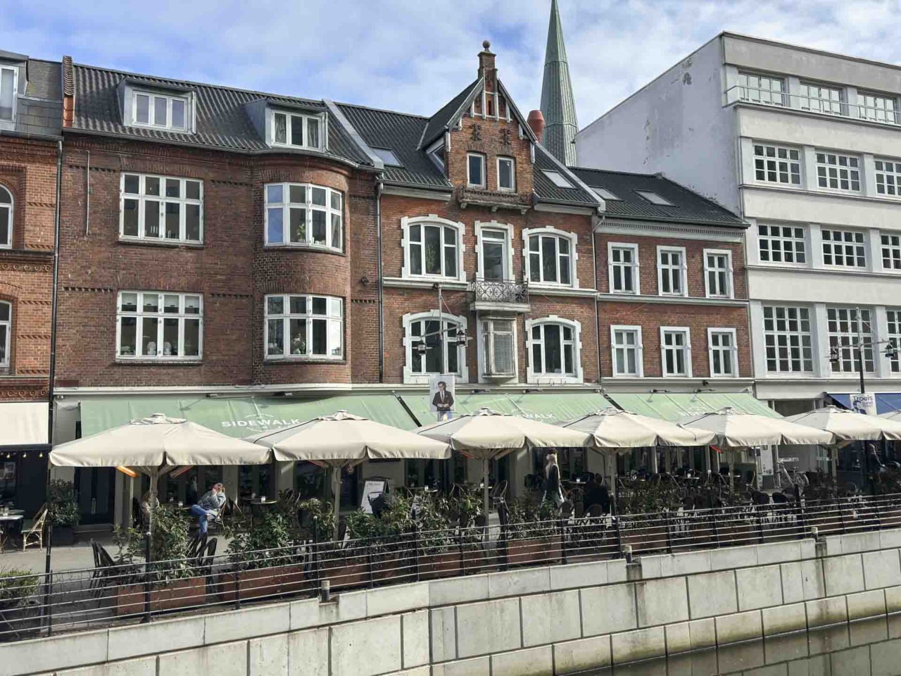 Café Sidewalk ved åen i Aarhus