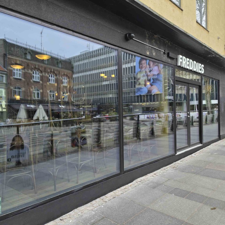 Freddies English Pub i Aarhus C-8 18.21.25