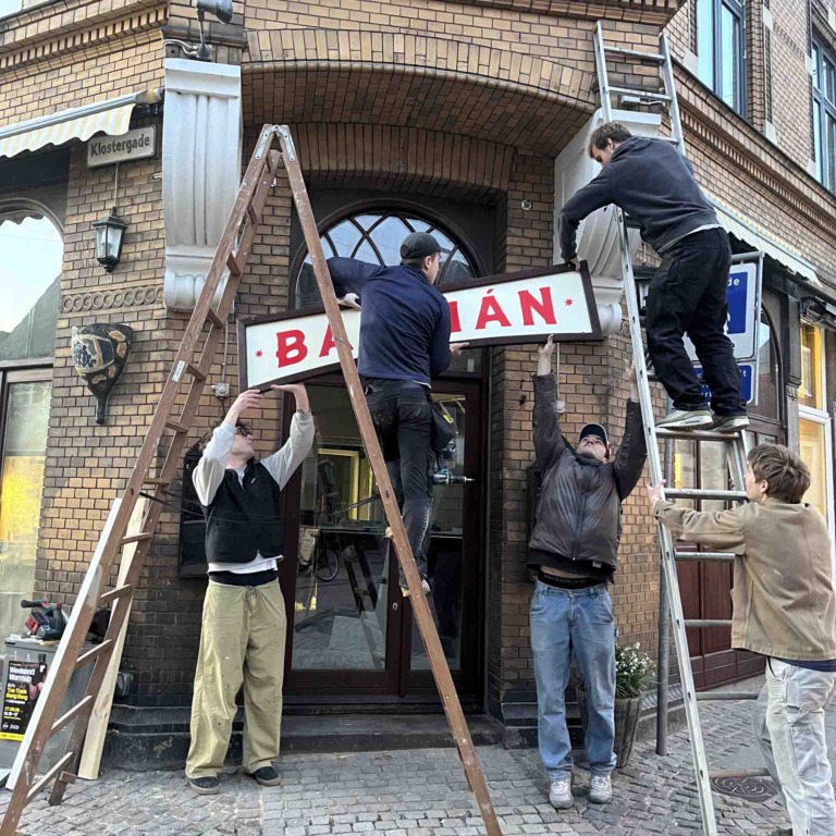 Bastián i Klostergade 2-5