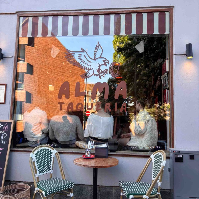 Alma Taqueria & Bar-15