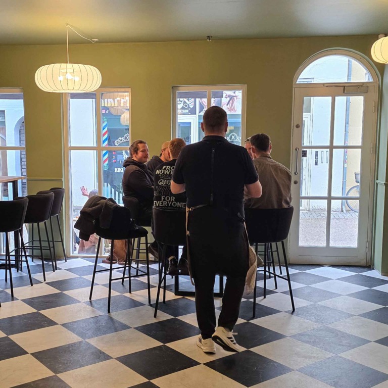 Manon i Frederiksgade i Aarhus C-12
