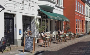 Café Englen i Latinerkvarteret, Aarhus C