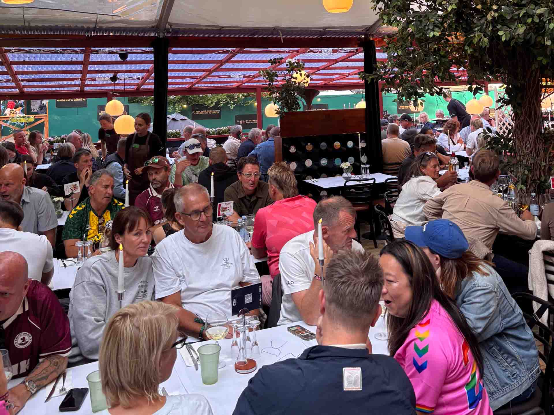 Fyldt med gæster på Smukfest 2026 - her i Walthers Kro