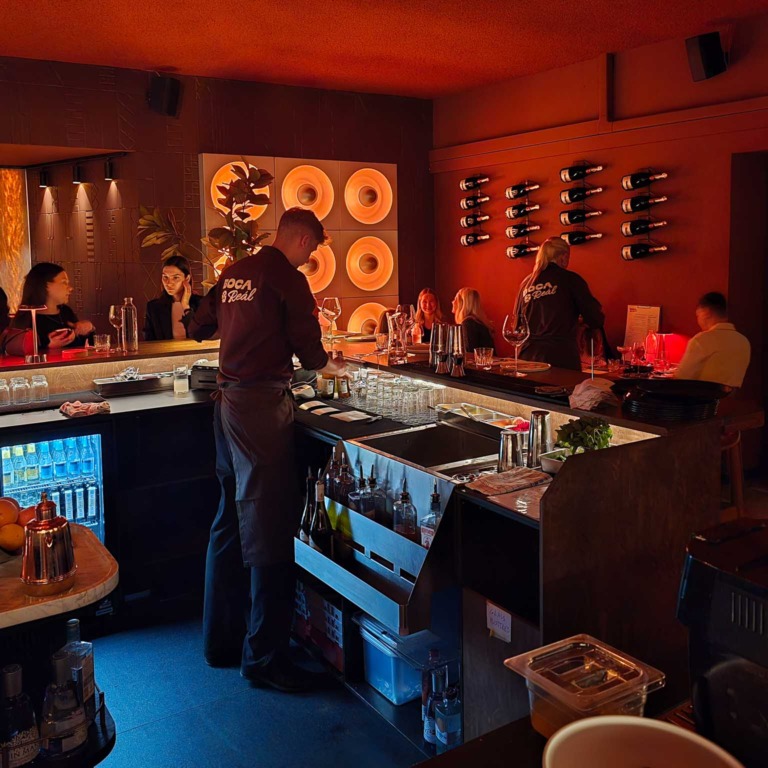 Personale bag baren hos Boca R&eacute;al