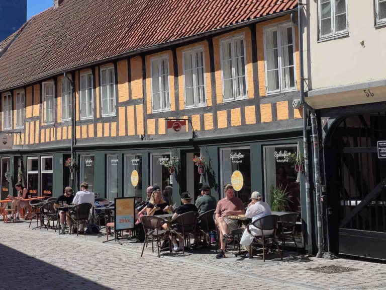 Spilcaféen i Vestergade-2